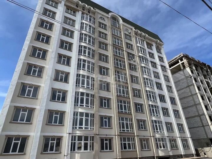 2-к. квартира, 79,1 м², 4/9 эт.
