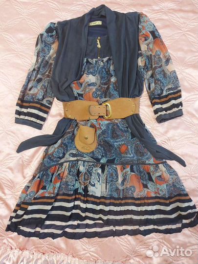 Нарядное платье для девочки 42р