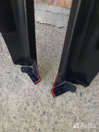 Пластиковые накладки на пороги Ларгус