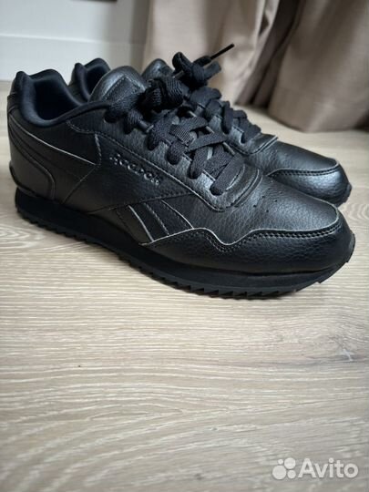 Кроссовки Reebok 38