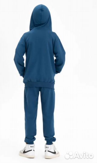 Новый Спортивный костюм на мальчика 140