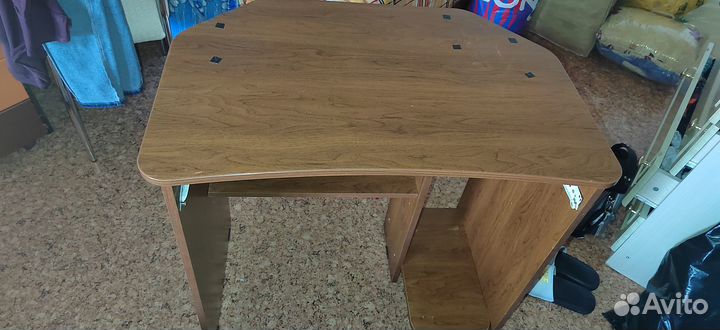 Стол письменный(компьютерный)