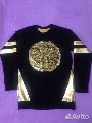 Толстовка нарядная