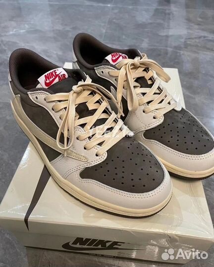 Nike Travis Scott Air Jordan 1 Low Reverse Mocha