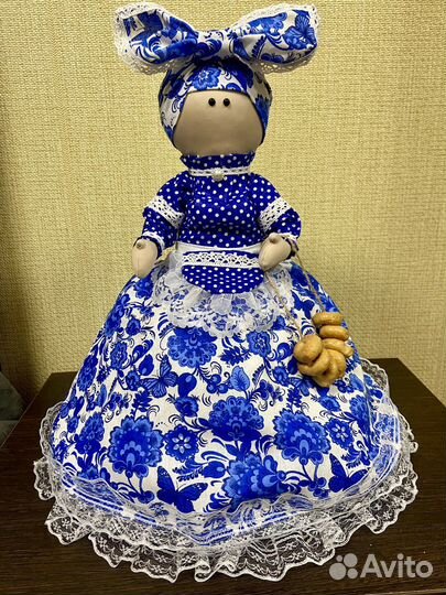 Кукла грелка на чайник