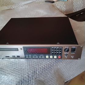 Yamaha CDR 1000 Professional