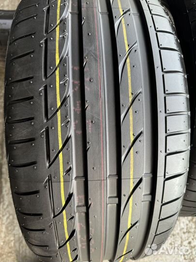 Bridgestone Potenza S001 255/35 R19 и 285/30 R19 Y