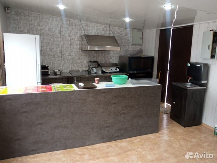 Шаурмичная бургерная с новым ремонтом