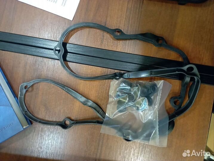 Клапанная крышка BMW