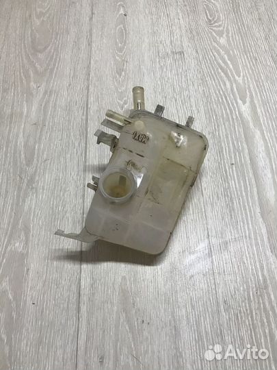 Бачок расширительный антифриза Renault megane 3