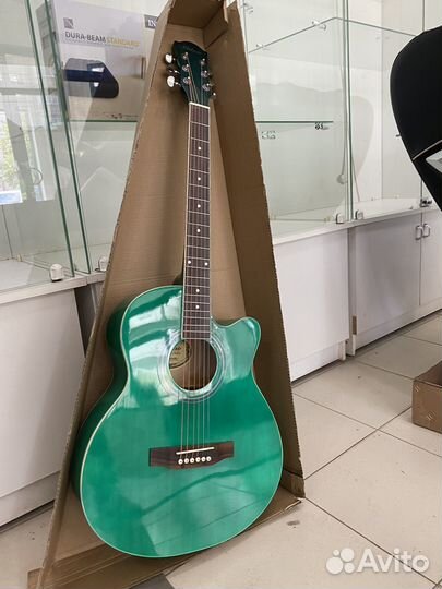Акустическая гитара