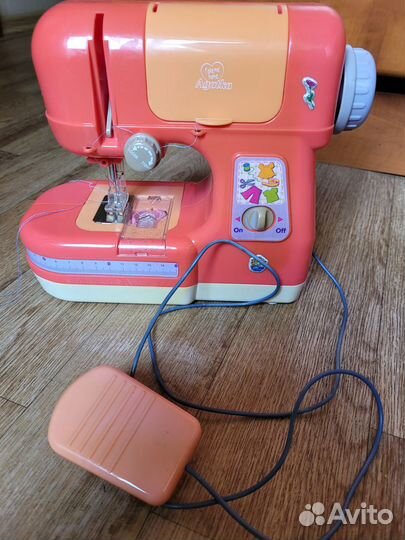 Детская швейная машинка