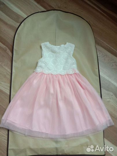 Детское нарядное платье 116