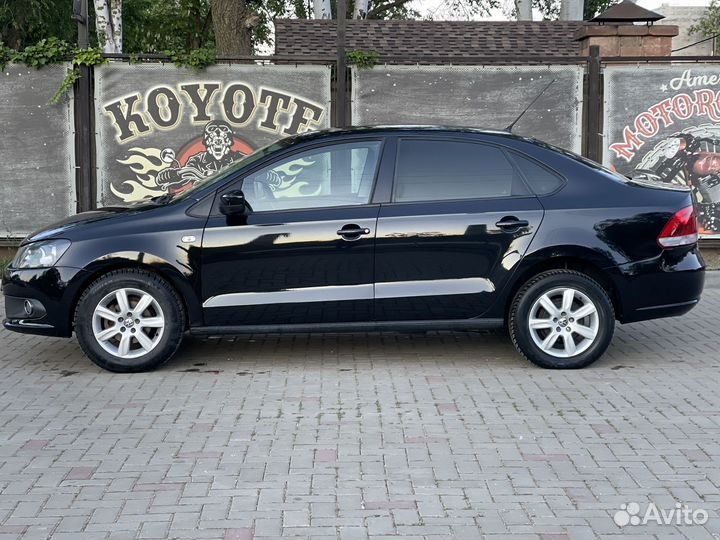 Volkswagen Polo 1.6 AT, 2011, 252 000 км