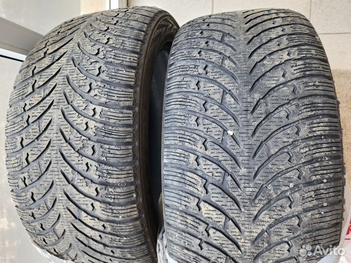 Nokian Tyres WR SUV 4 275/45 R21
