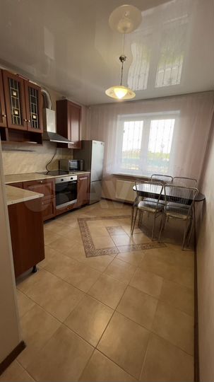 1-к. квартира, 37 м², 1/9 эт.