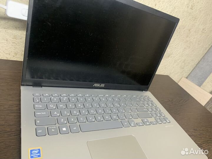 Продам ноутбук asus