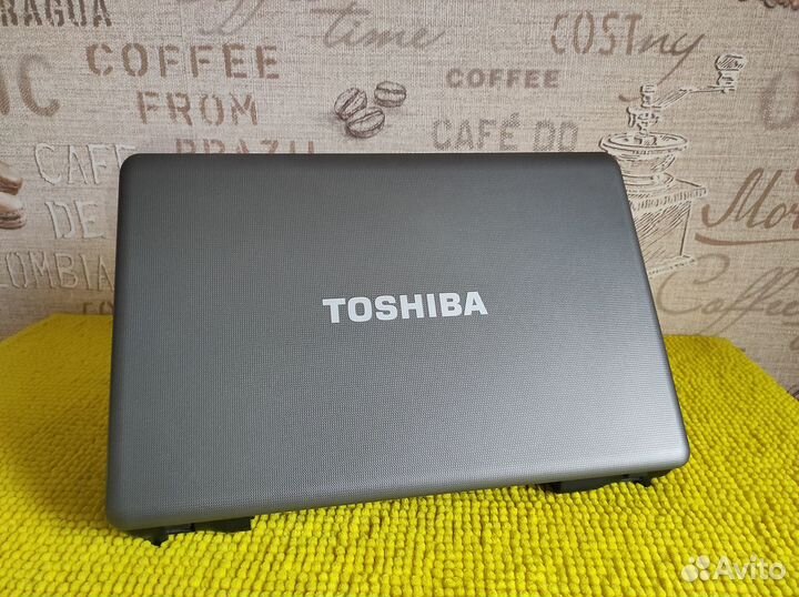 Бюджетный ноутбук Toshiba Intel Pеntium + Ram 4Gb