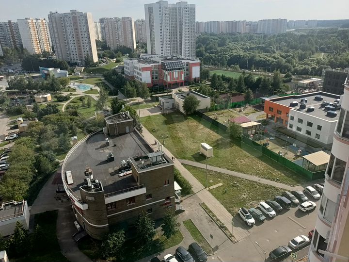 2-к. квартира, 53,6 м², 15/17 эт.