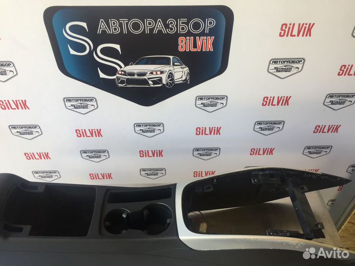 Центральная консоль ауди А4В8