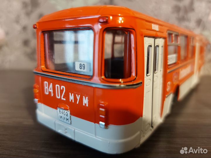 Модели автобуса лиаз-677М 1:43