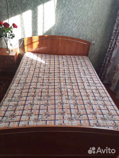 Спальный гарнитур бу 4 за 16к