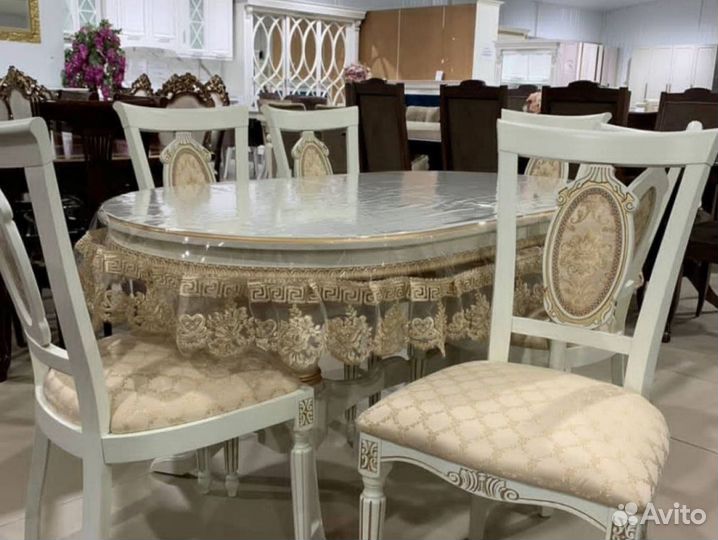 Скатерть с кружевом силиконовая (прозрачная)