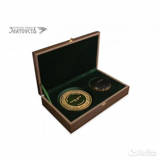 Медаль на подставке - 2