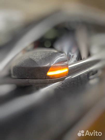 Бегущие поворотники volvo xc90/xc70 led