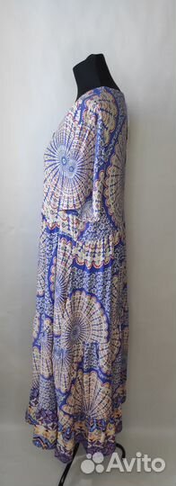 Платье свободного кроя из штапеля