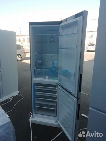 Новый Холодильник Haier C2F636cwrg