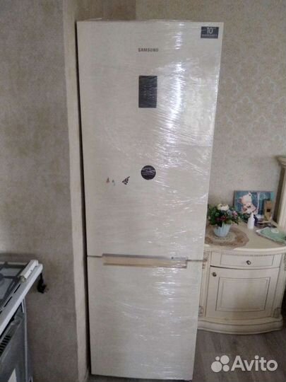 Холодильник Samsung 2015 года Ноу Фрост