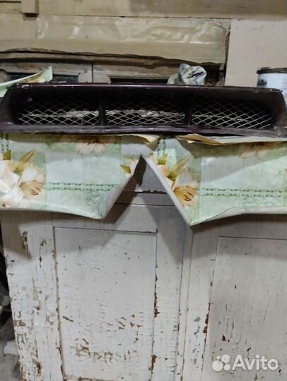 Ковш на капот