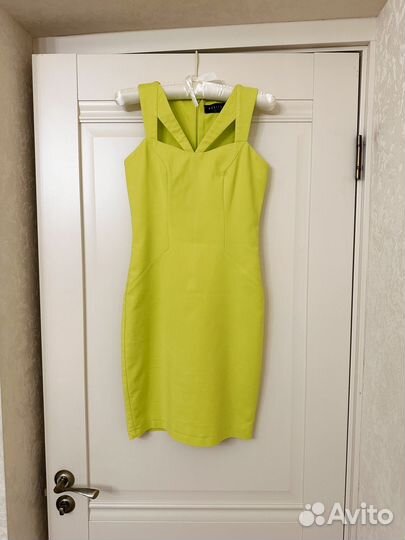 Платье Mohito (размер 34)