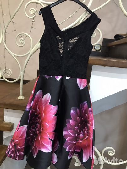 Нарядное платье для девочки