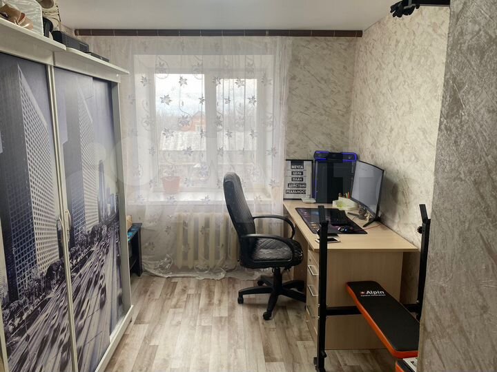 3-к. квартира, 65,8 м², 2/2 эт.