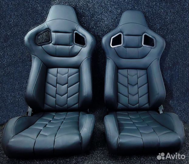 Сиденья спортивные пара - Полуковши кожа