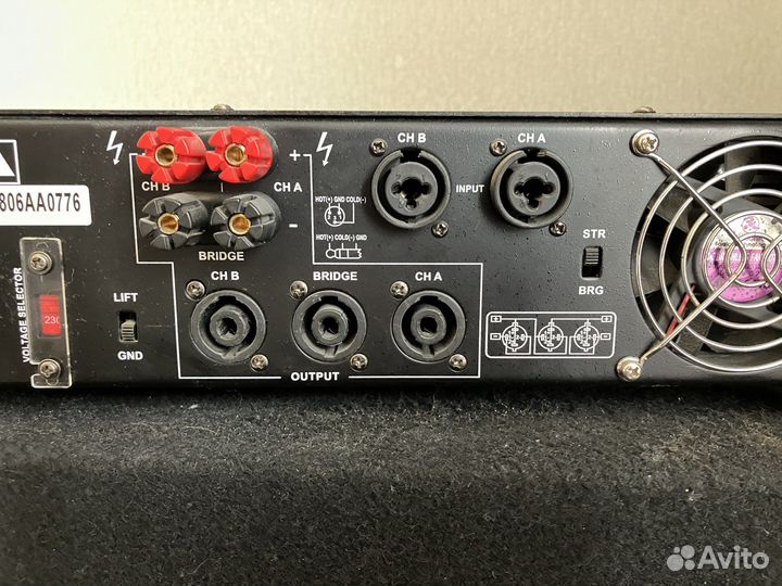 Усилитель мощности saundking aa2000p