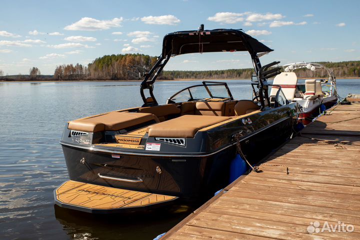 Катер Буксировщик Mumba Mojo