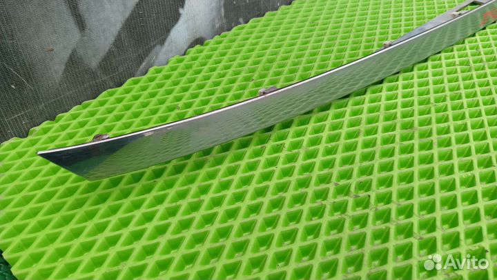 Молдинг Накладка крышки багажника Geely emgrand EC