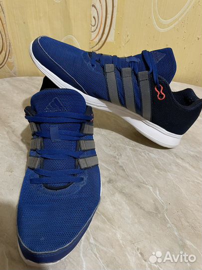 Кроссовки adidas