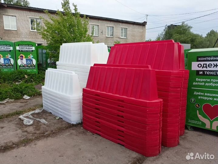 Пластиковые барьеры дорожные