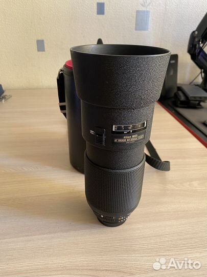 Объектив nikon