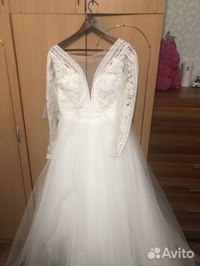 Платье свадебное