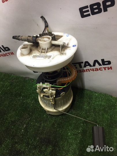 Топливный насос Ford С-Max седан 2.0 aoda 2008