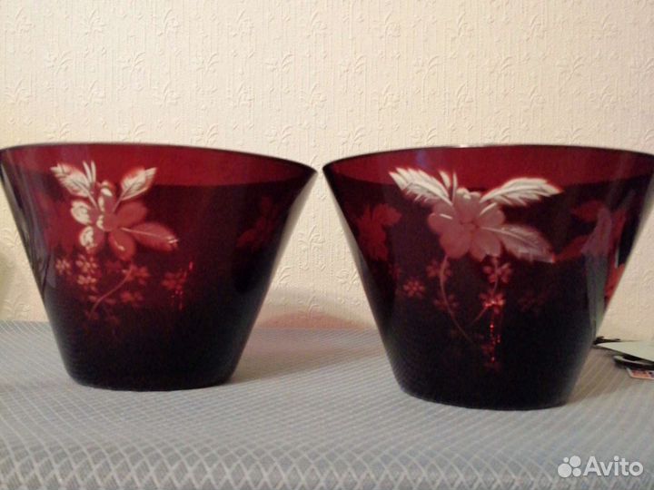 Вазы парные, рубиновое стекло, Bohemia