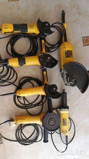 Болгарки) ушм DeWalt