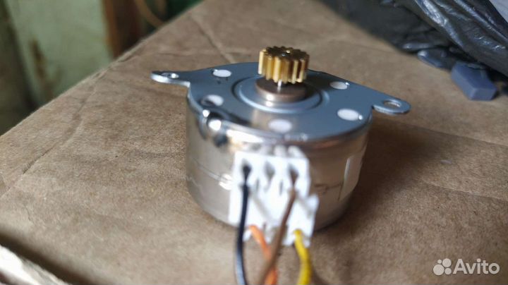 Электродвигатель мини