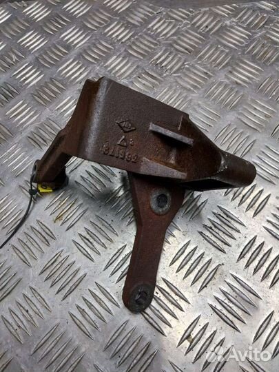 Кронштейн кпп Citroen C5 1 363179