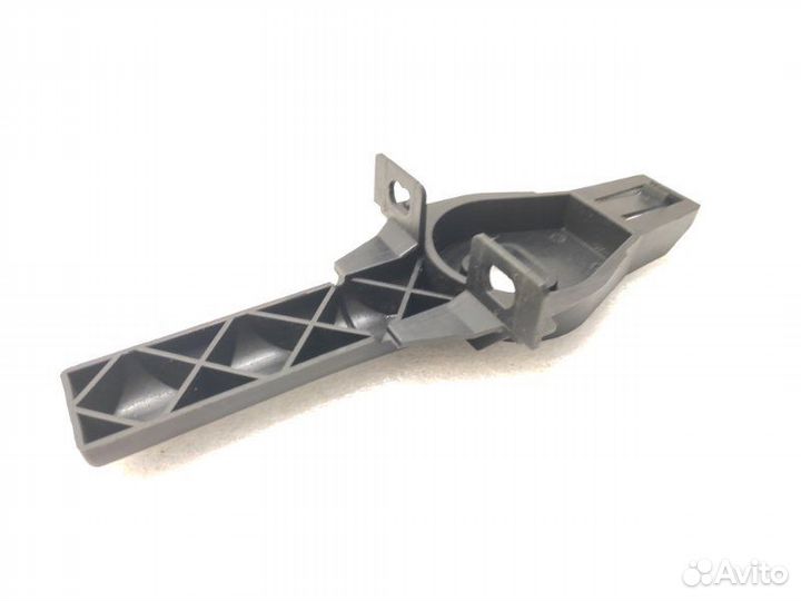 Кронштейн радиатора Audi A4 B8 2007